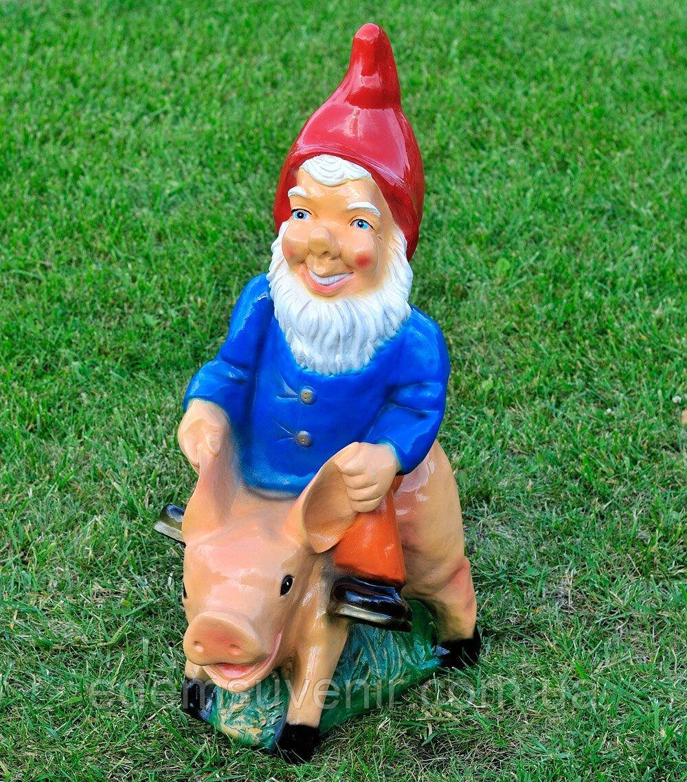 Садова фігура Гном на свині