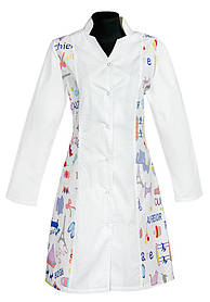 Халат жіночий білий з комбінованим дитячим малюнком.