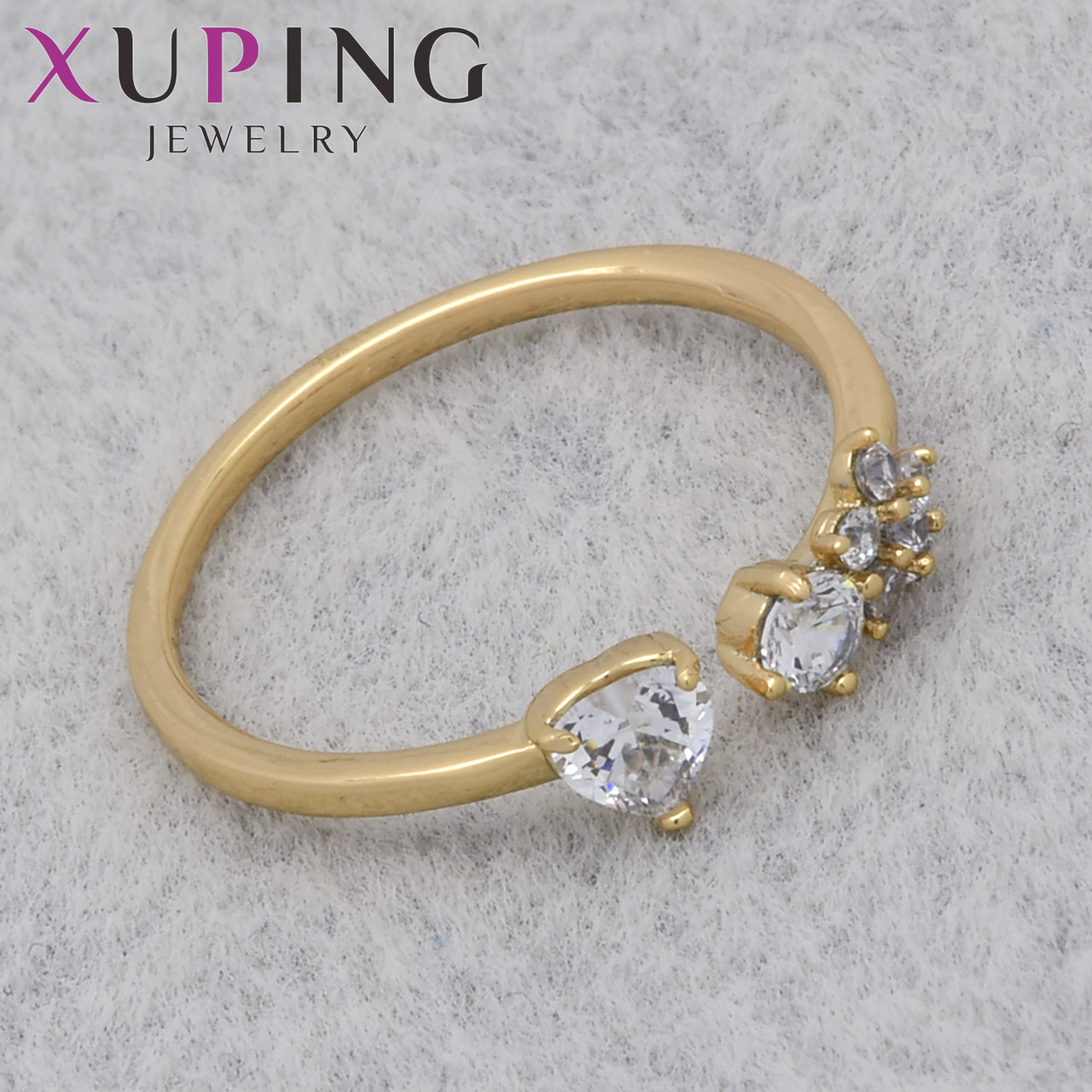 Кольцо золотистое тонкое Xuping Jewelry медицинское золото цветочек и сердечко с белым цирконом 18К