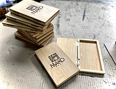 Чек бук для ресторану в натуральному кольорі з логотипом MAKO