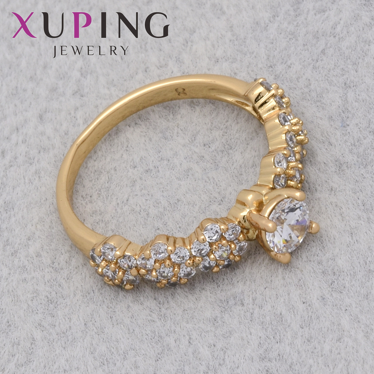 Кільце золотисте Xuping Jewelry медичне золото квіточки з білими кристалами 18К ширина 4 мм
