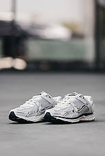 Чоловічі кросівки Nike Zoom Vomero 5 Photon Dust Metallic Silver FD0884-025, фото 5