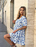 Вільне літнє коротке плаття зі штапелю з блакитним квітковим принтом, фото 2