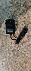 Блок живлення БЖ Shenzhen FM120010-EU12 12 V 1 A No 231010111