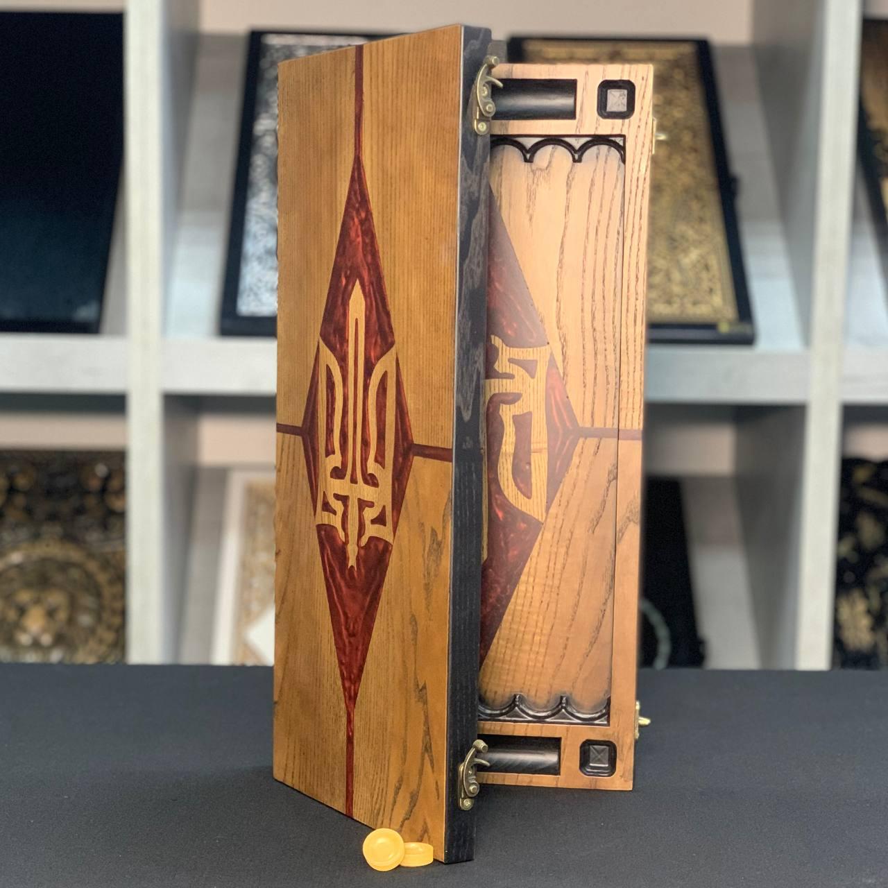 Нарди дерев'яні на подарунок Тризуб 48×24см з епоксидною смолою, фото 1