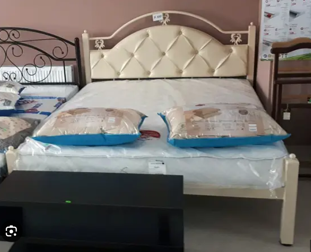 Ліжко металеве Есмеральда Люкс Метал-Дизайн купити в Одесі, Україна
