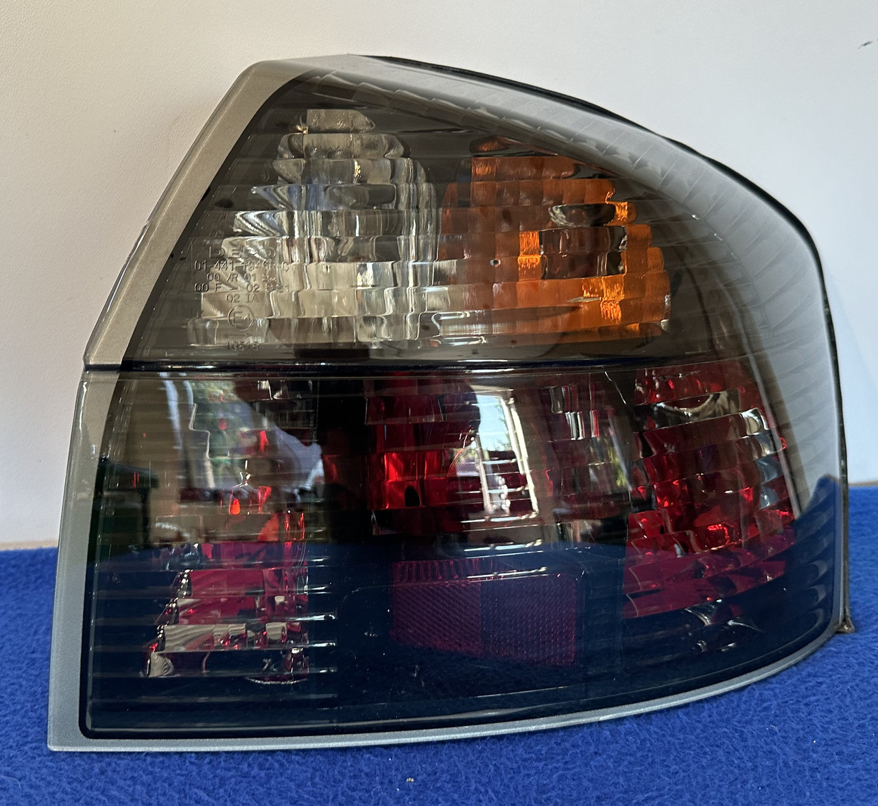 Задні ліхтарі audi a4 b6 2000 — 2004, фото 1