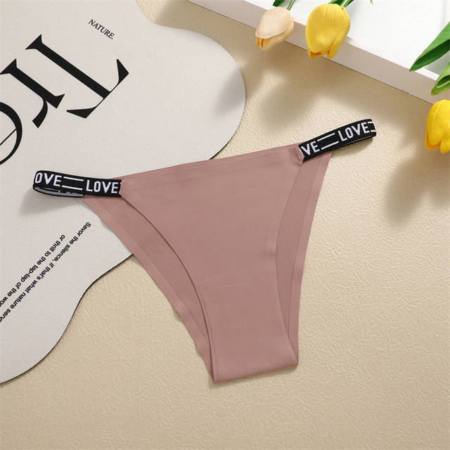 Қисық пениса үшін жыныстық позициялар