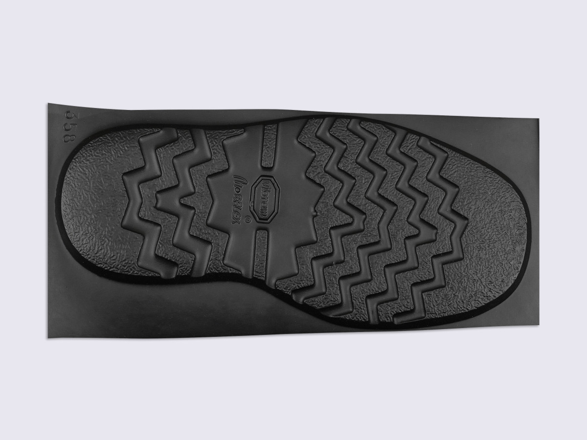 CRISTY (8377) чорна підошва Vibram