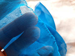 Найтонша стрічка із Шифону (натуральний шовк), колір — блакитний. Ширина 2 см. Ціна вказана за 1.3 м