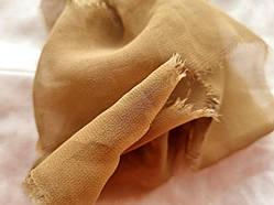 Найтонша стрічка із Шифону (натуральний шовк), колір — коричневий. Ширина 2 см. Ціна вказана за 1.3 м