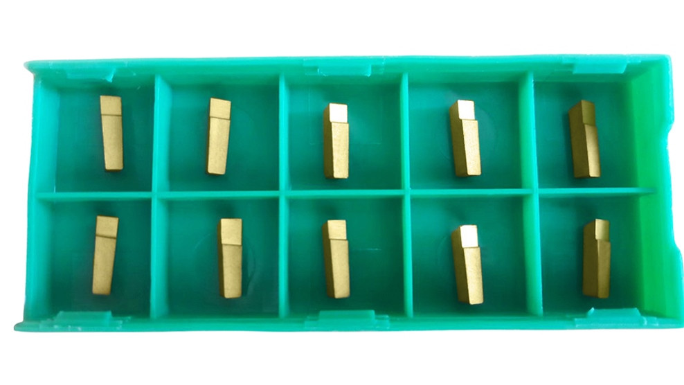 Токарні пластини 10 шт. відрізні JCQ3 зі сплаву Т15К6 10 шт., пластина одностороння, ширина 3 мм, НАБІР