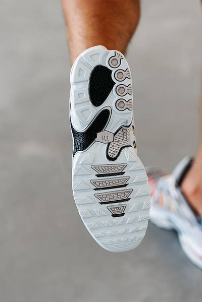 Nike Air Max TN Plus Drift Grey Krosonavtik 2287258421
