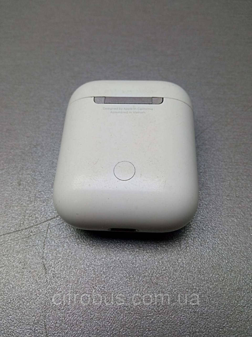 Наушники Bluetooth-гарнитура Б/У Apple AirPods 2 (A1602)