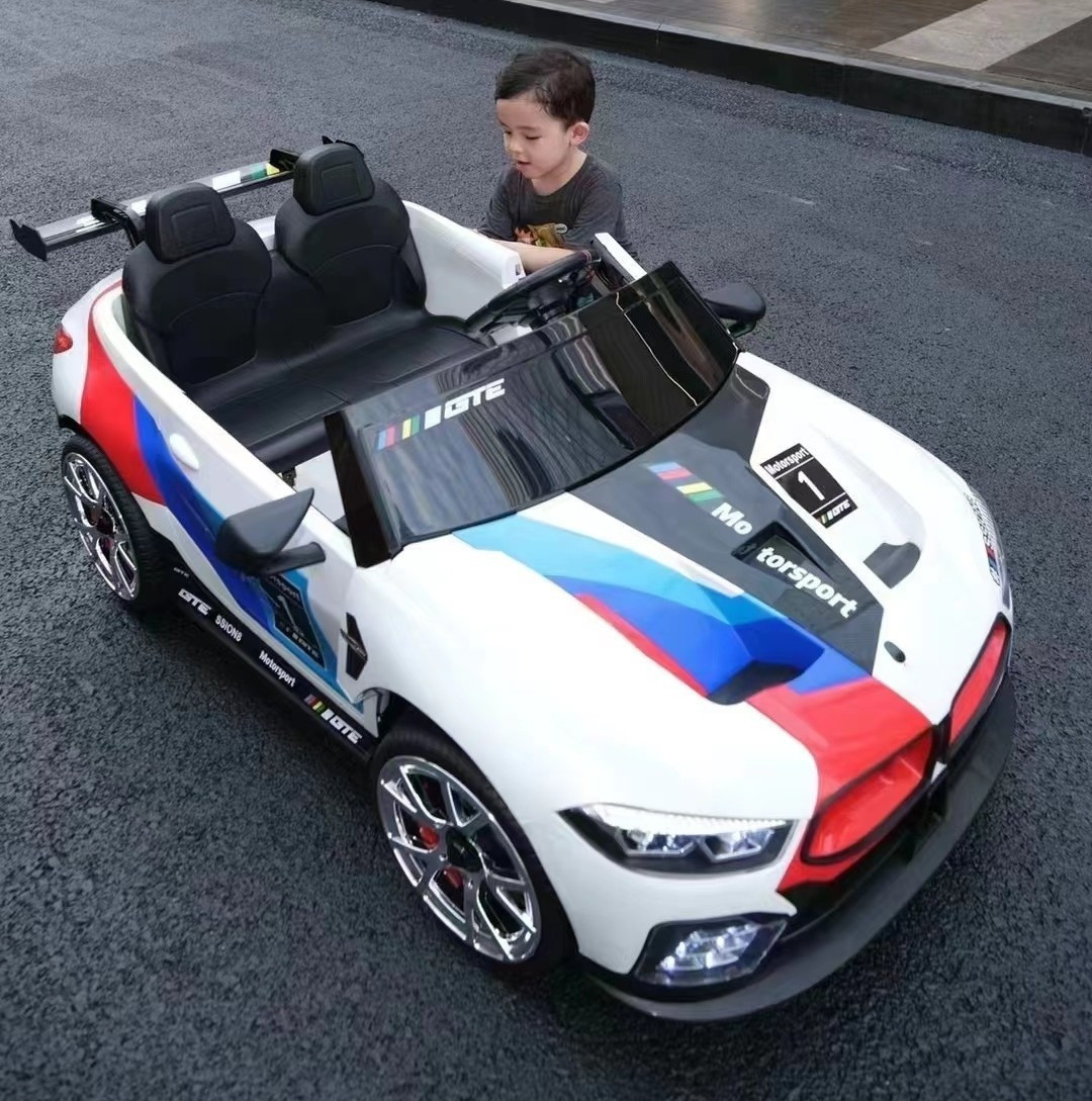 Дитячий електромобіль на акумуляторі двомісний BMW 5849 з пультом радіокерування для дітей 3-8 років Білий