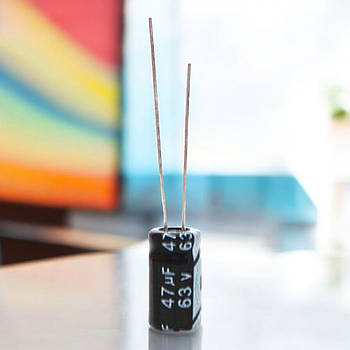 Конденсатор 47 Мкф/63V