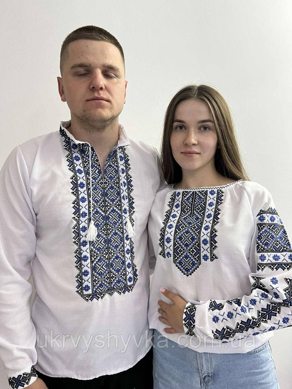 Вишиванки для двох "Смерекова хата" в синьому кольорі