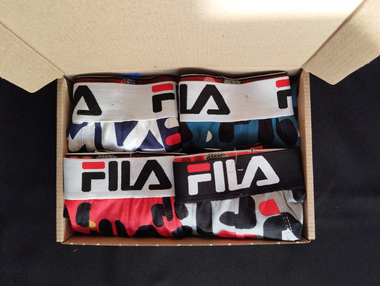 Подарунковий набір чоловічих трусів боксерів Fila (4 штуки)