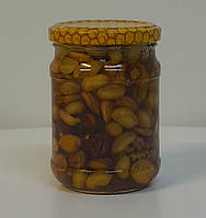 Горіхи з медом