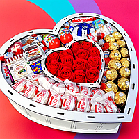 Солодке серце зі солодощами для дівчини до Різдва, новорічний смачний подарунковий бокс для дівчинки на подарунок на Новий рік