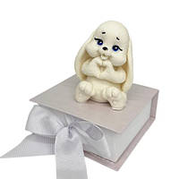 ШОКОЛАДНА ФІГУРКА «ЗАЙЧИК ІЗ СЕРДЕНКОМ БІЛИЙ»