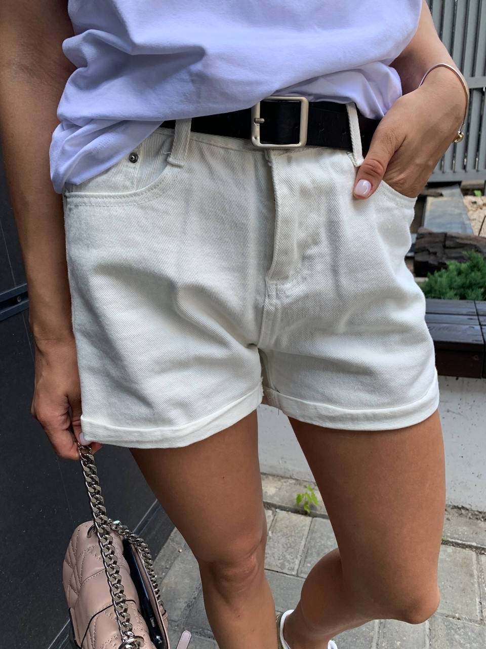 

Женские белые джинсовые шорты с подворотами 79sw17, Белый