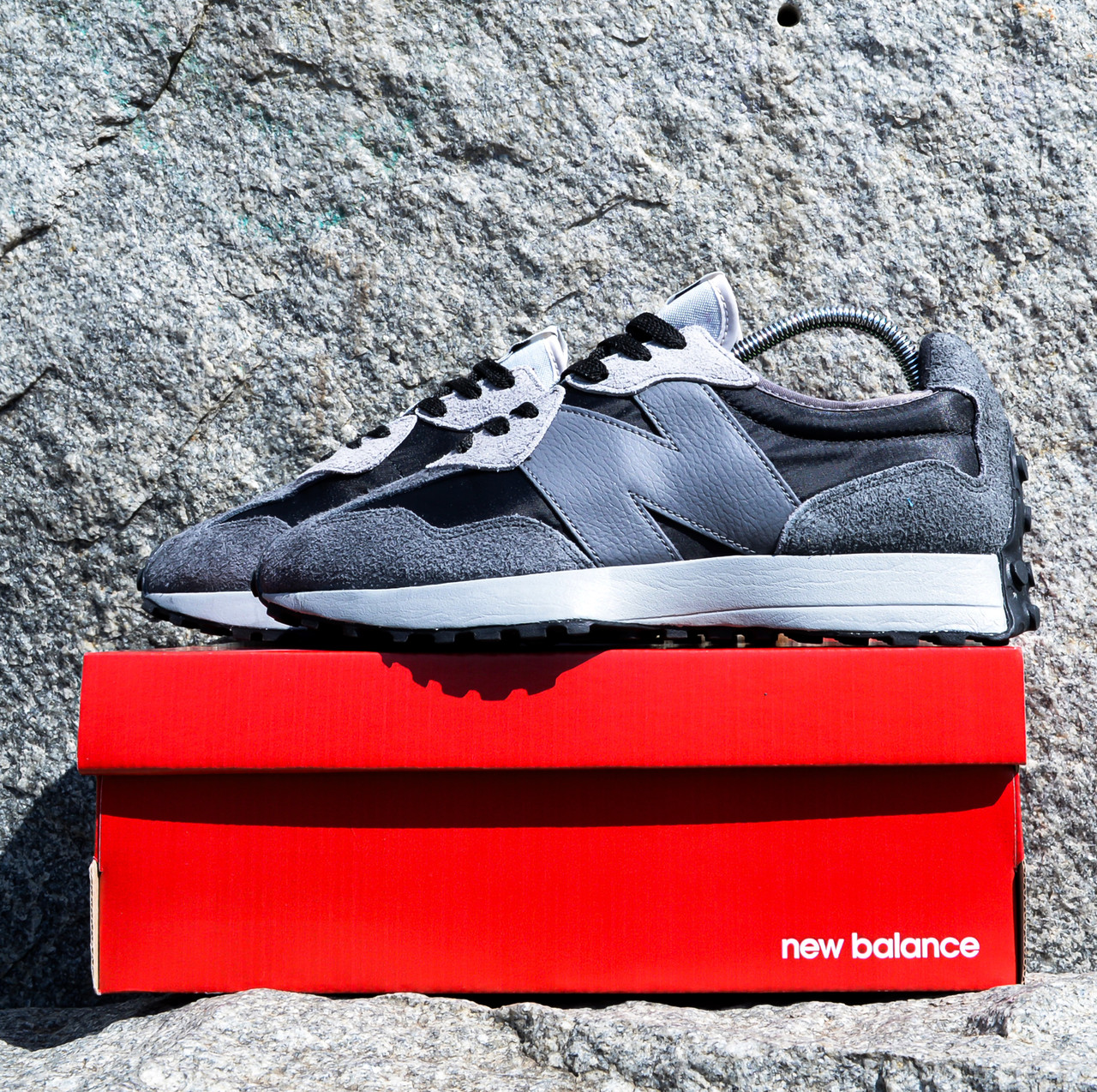 SALE! Чоловічі Кросівки New Balance 327 сірі з чорним