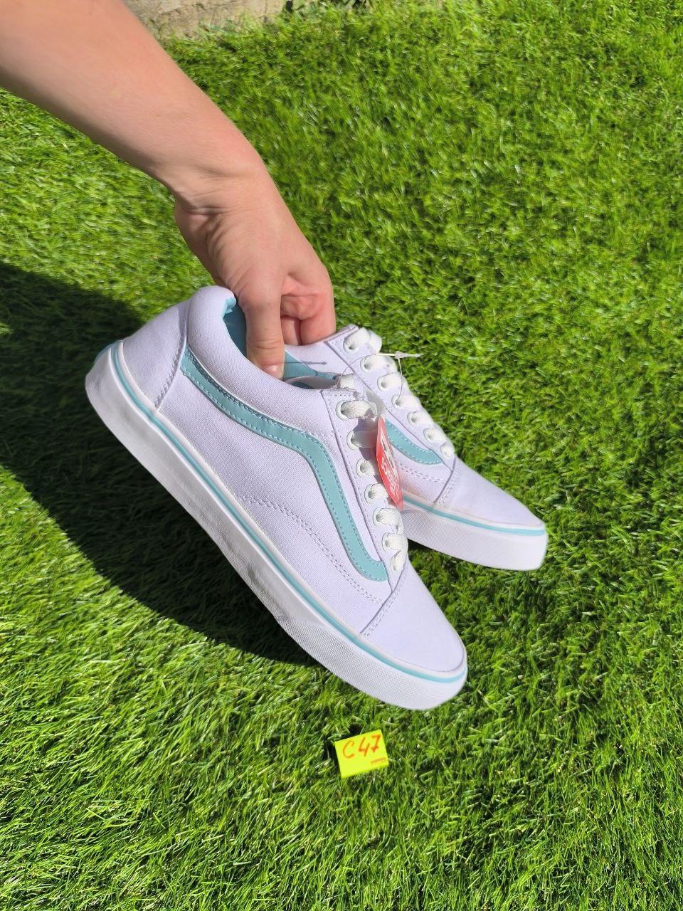 СКИДКА 40 р Кеды БЕЛЫЕ с голубой полосой Vans Old Skool  WHITE / Light Blue кроссовки 2024 унисекс