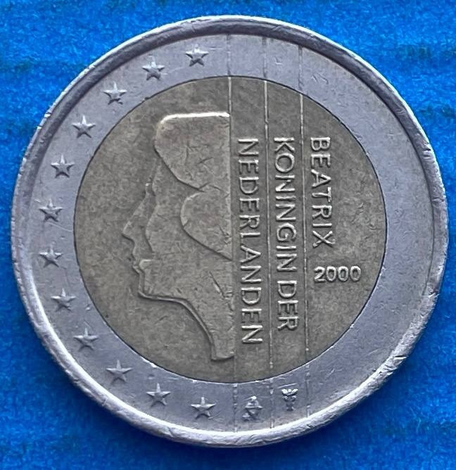Монета Нідерландів 2 евро 2000-01 рр.