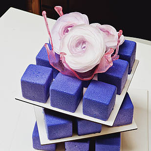 Торт для  мами, дружини, дывчини