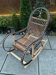 Крісло-качалка плетене з лози від українського виробника (ціна  вказана без накидки)