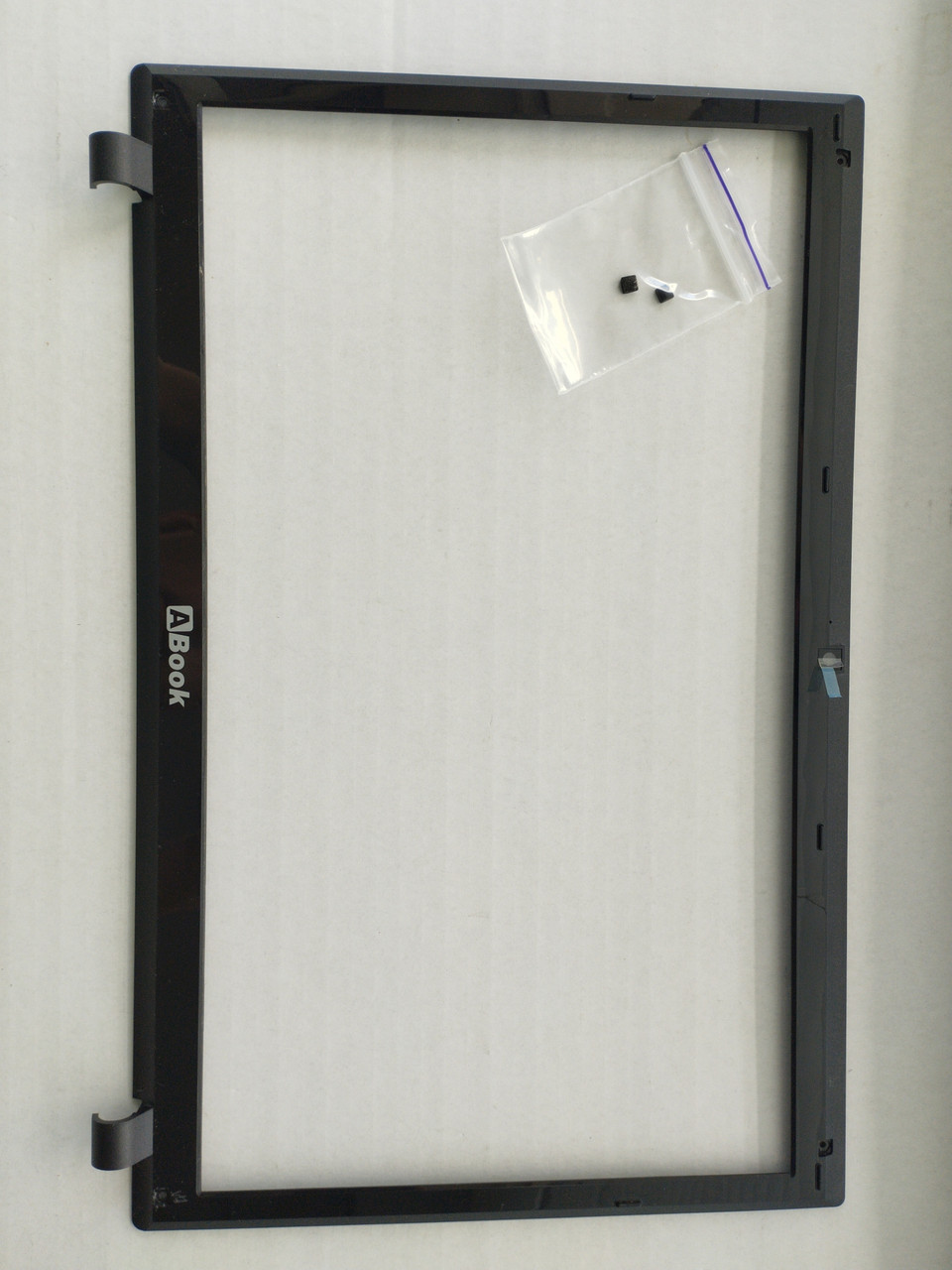 Terra Mobile 1541H Abook 535HD Clevo Novatech W25CSV W25CSW Корпус B (рамка матриці) 6-39-W25W1