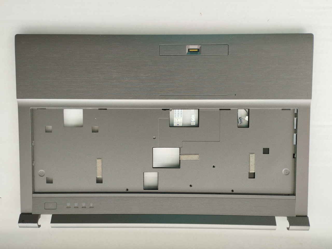 Terra Mobile 1541H Abook 535HD Clevo Novatech W25CSV W25CSW Корпус C (топкейс, середня частина) 6-39-w25w2 бу