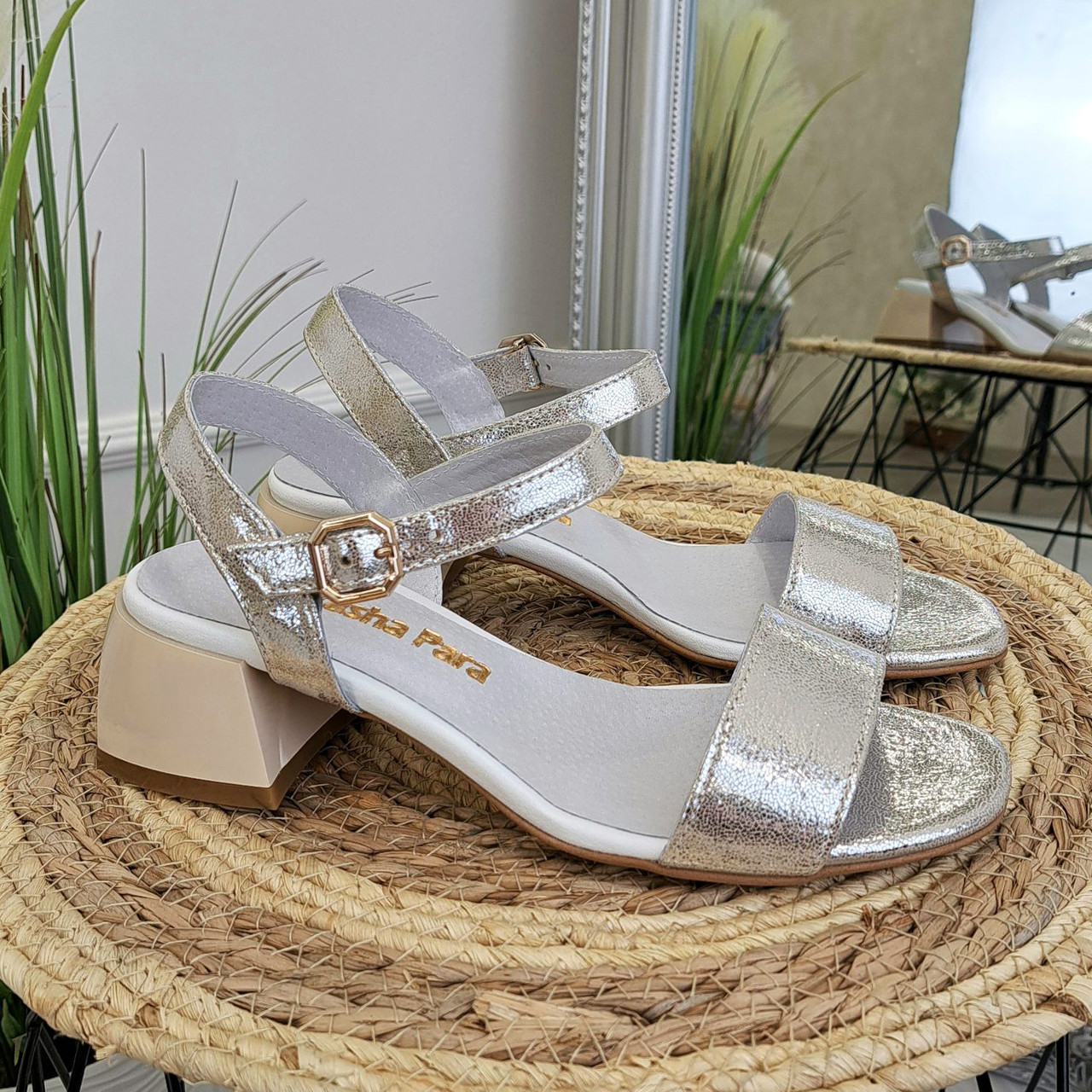 Босоніжки жіночі на широкому підборі. Натуральна шкіра сатин, фото 1