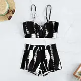 Жіночий купальник чорно білий шорти і топ з чашками на зав'язках, фото 2