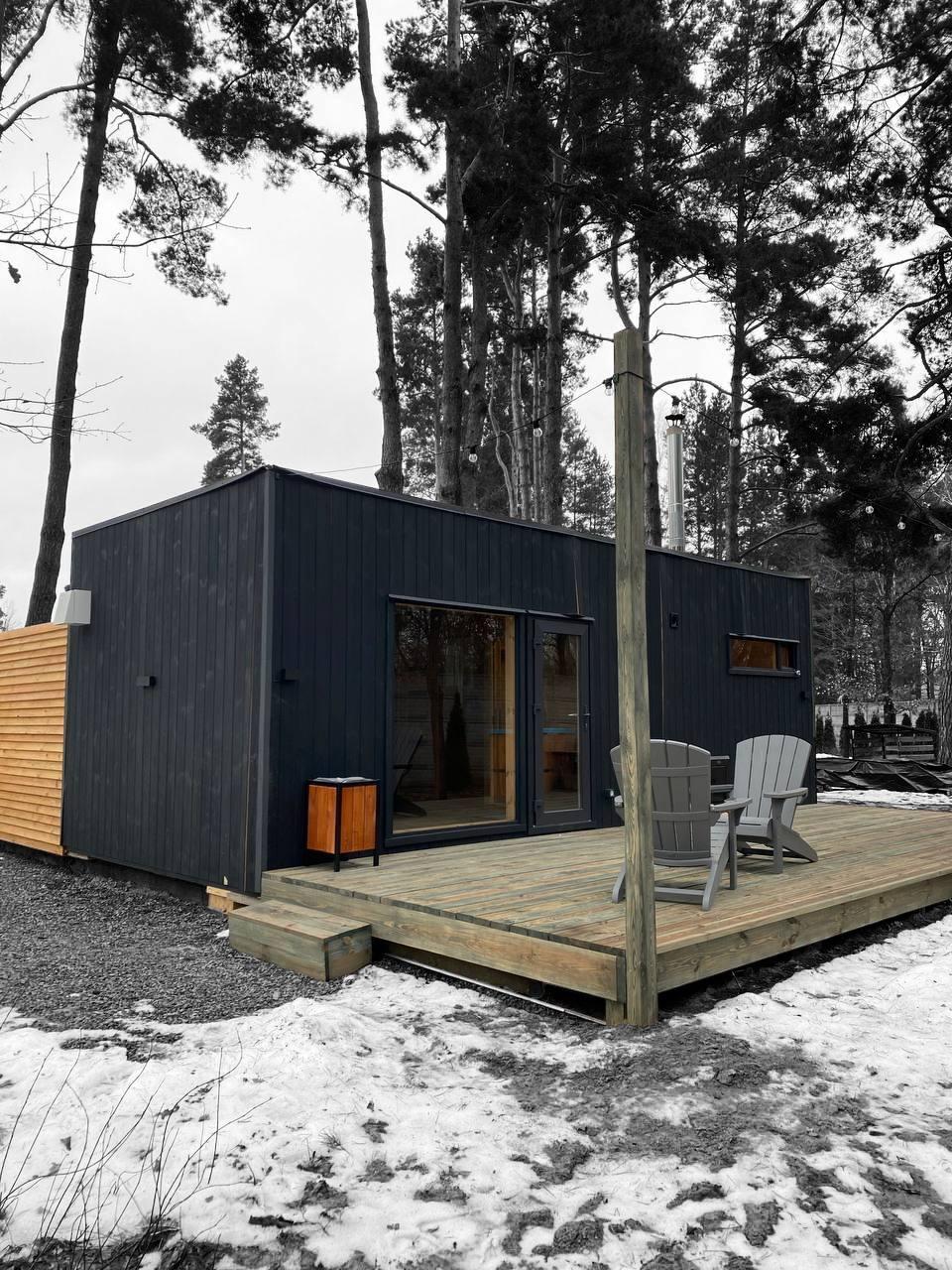 Каркасна баня 8,0х3,5м High-Tech Sauna 08 під ключ у сучасному стилі хай-тек від виробника ThermoWood