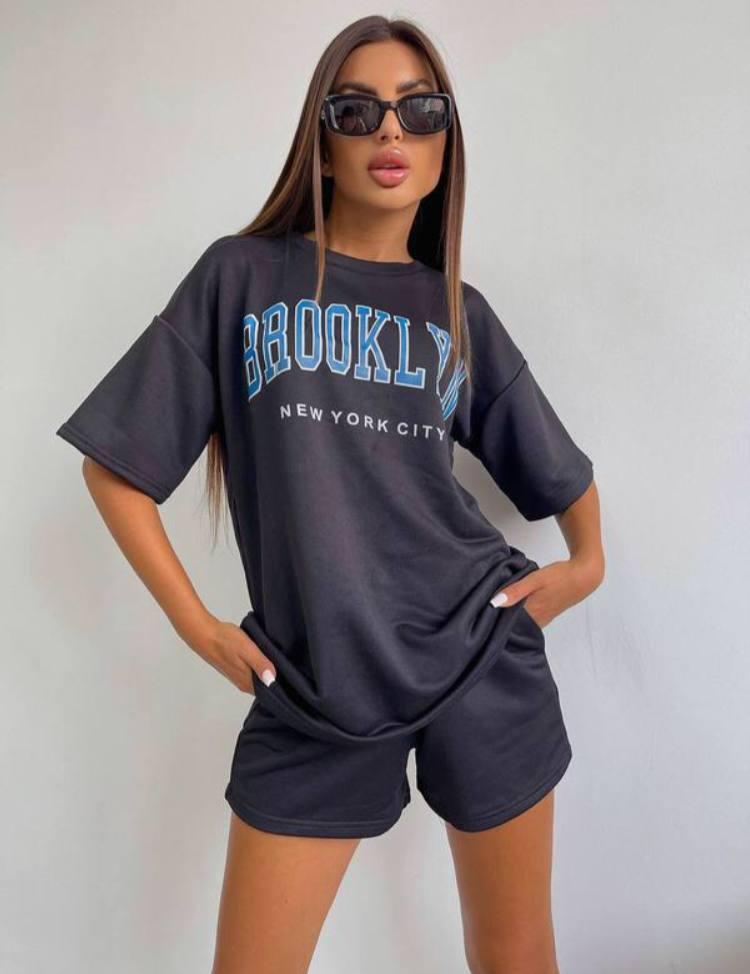 Жіночий літній костюм: футболка вільного крою та шорти "Brooklyn", фото 1