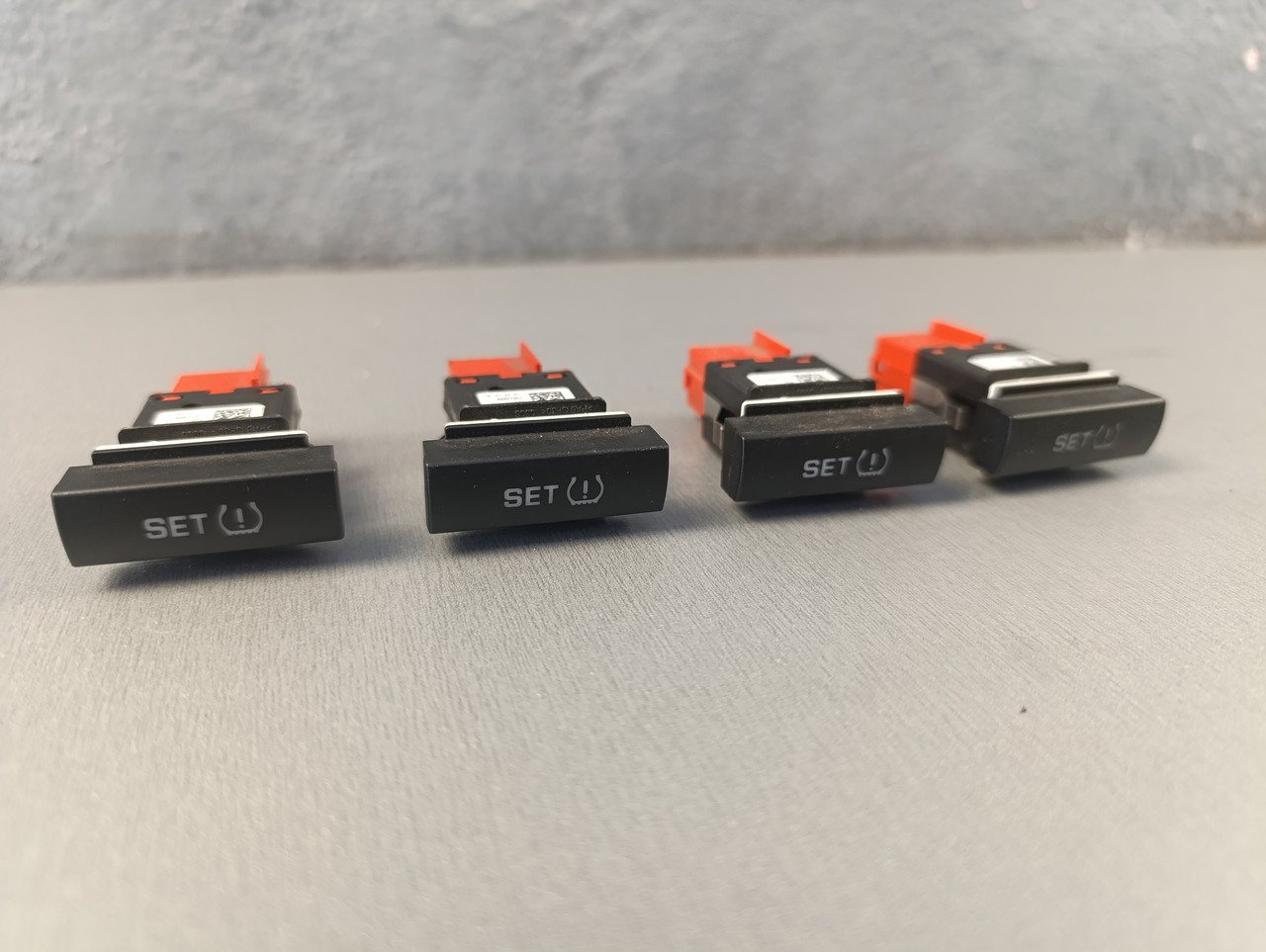 Кнопка SET-індикатор тиску шин Skoda Octavia a5 2009-2013 1Z0927127C, фото 1
