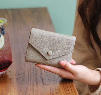 Шкіряний міні гаманець конверт з кнопкою А17-КТ-10303 Бежевий, фото 1