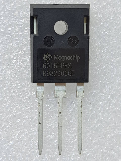 Шалбардағы жетілген әйелдер порно фото Бетті лесбиянкалар бір-бірінің емізіктерін қатты сорады