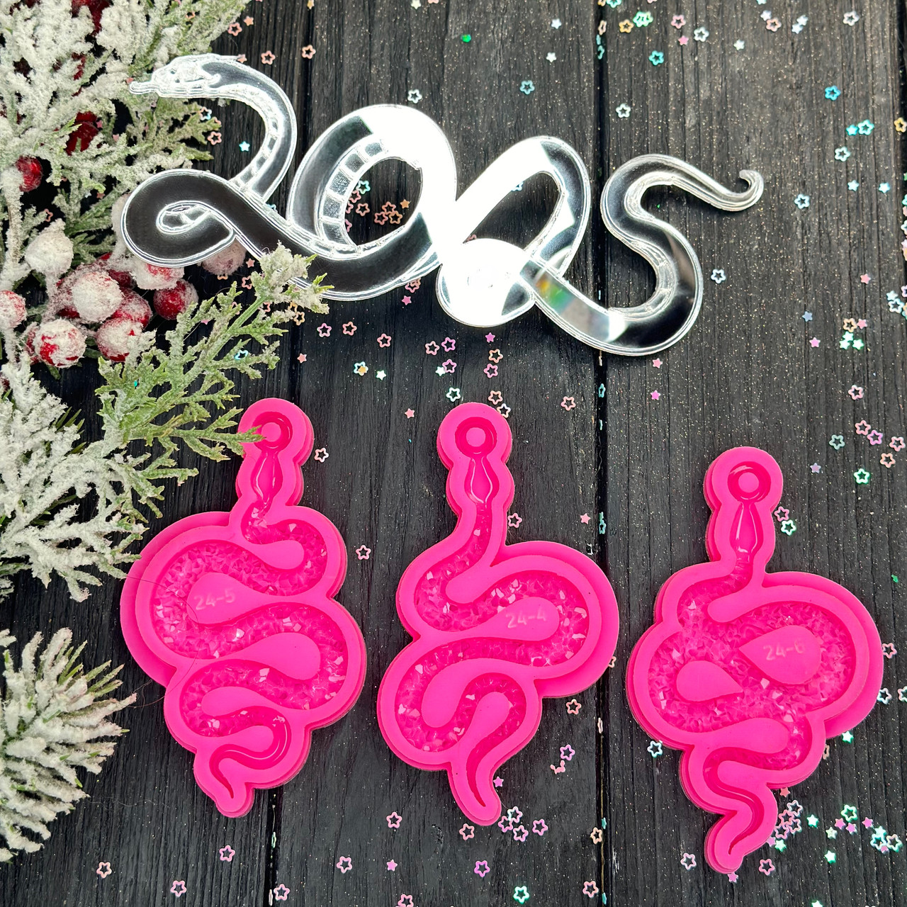 Молд для смолы «Змейки -2025» с «кристаллической» текстурой, мод. на выбор. Текстура средняя. мод. 244