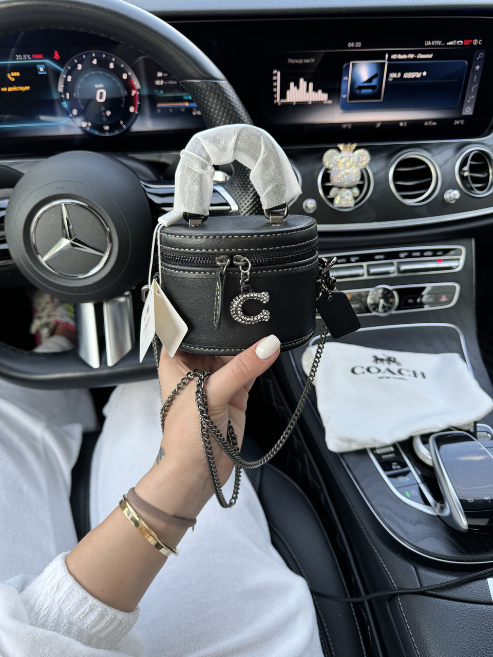 Coach Premium, фото 1