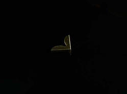 Куточок для папок меню. Колір "золото". 28х28х8мм / Куточок для папок меню. Колір "золото". 28х28х8мм