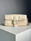 Жіноча сумка Коуч бежева Coach Beige Pillow Tabby 26 Leather Shoulder Bag, фото 5