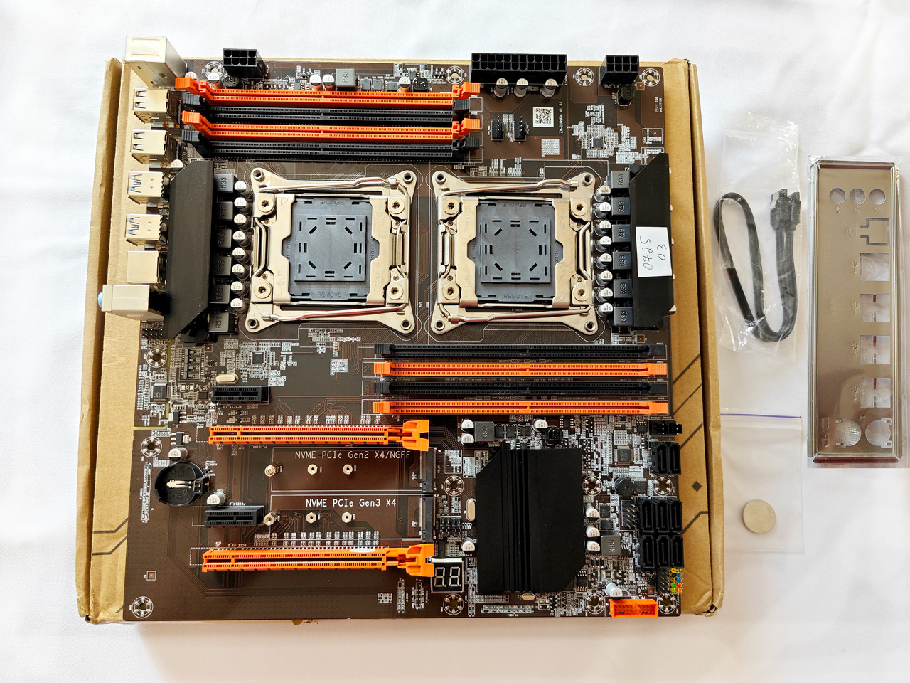 Cерверная материнская плата на 2 процессора Atermiter X99 Cерверная материнская плата на 2 процессора Atermiter X99