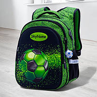 Шкільний ортопедичний рюкзак хлопчику першокласнику SkyName зелений з м'ячем Маленький водонепроникний портфель для школи 1 клас