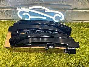 Динамічний повторювач повороту в дзеркало Volvo V40 S60 V60 V70 S80 XC70, LED-повторювач покажчик повороту