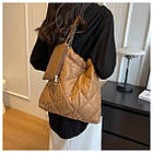 Сумка жіноча стьобана шопер 31*32 см з маленьким гаманцем у різних кольорах Kay, фото 2