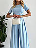 Блакитний жіночий повсякденний костюм-двійка з мікродайвінгу: Широкі Штани-палаццо та укорочена Футболка Топ, фото 4