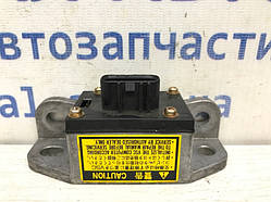 Датчик прискорення Toyota Land Cruiser 100 4.7 2006 (б/у)